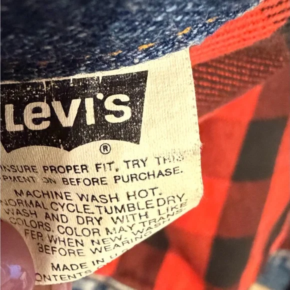 Vintage Levi’s Buffalo Plaid Lined Denim Trucker Jacket – Medium – Made in USA - Picture 10 of 16
